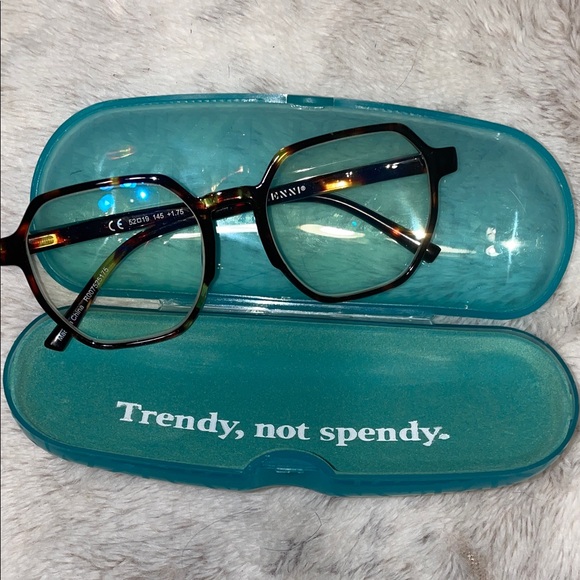 Zenni Tortoiseshell Reading Glasses with Case +1.75 - Picture 1 of 2
